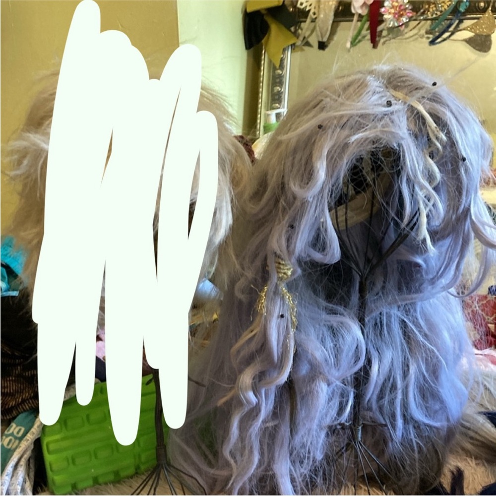 19 Assorted Wigs!!! Scroll To See All Of Them - image 3